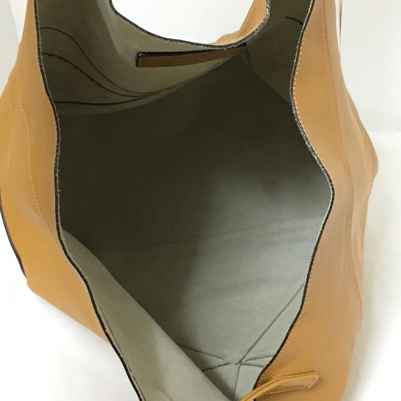 LOEWE Origami Tote - Picture 5 of 8